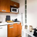 Cozy Studio Near Latin Quarter