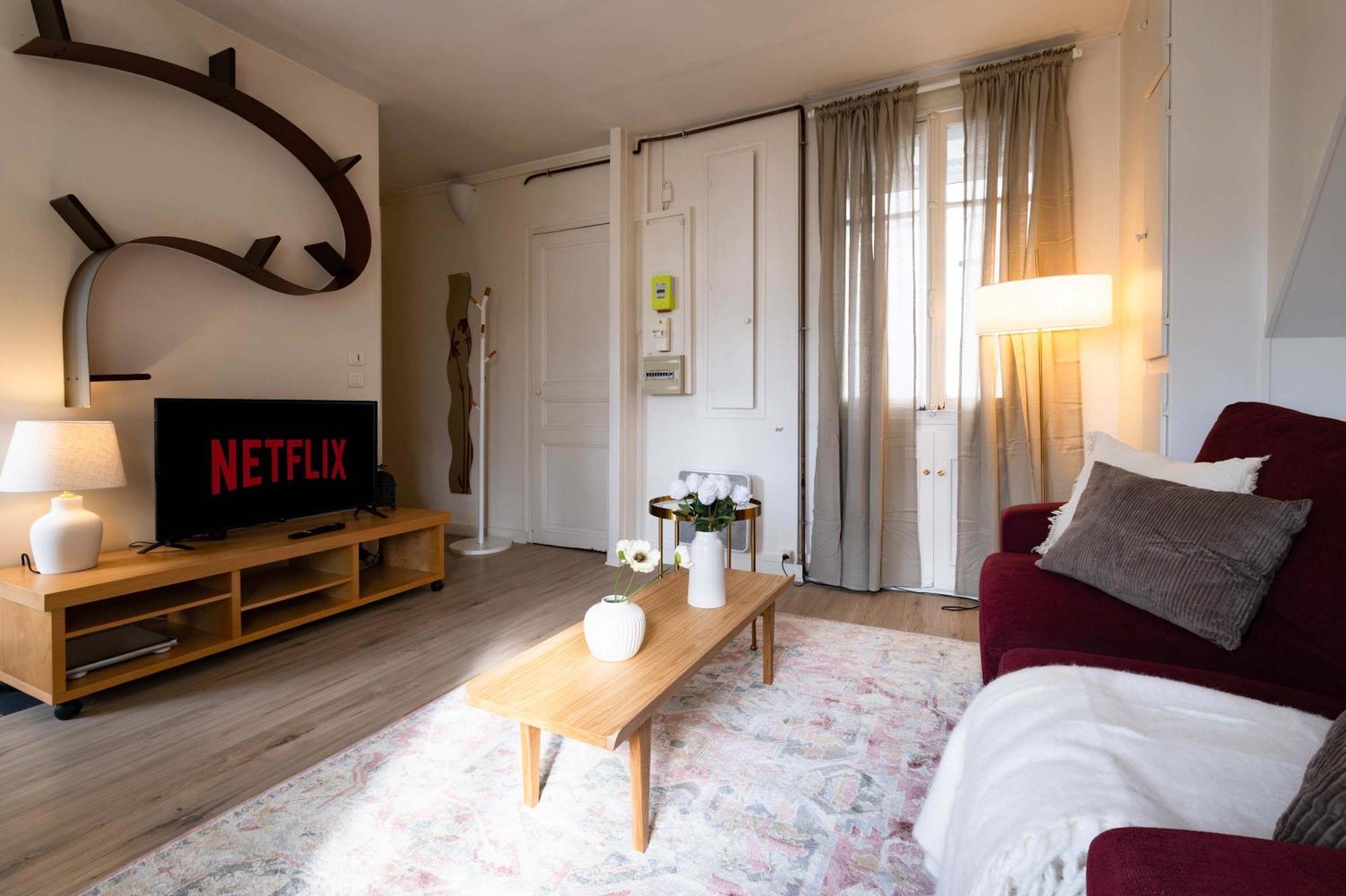 Cozy Near Latin Quarter *
